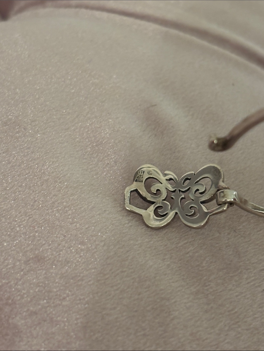 RETIRED James Avery Hammered Open Butterfly Hook On Bangle Bracelet - Picture 4 of 8